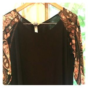 Plus size floral reglan  baseball style  T shirt.